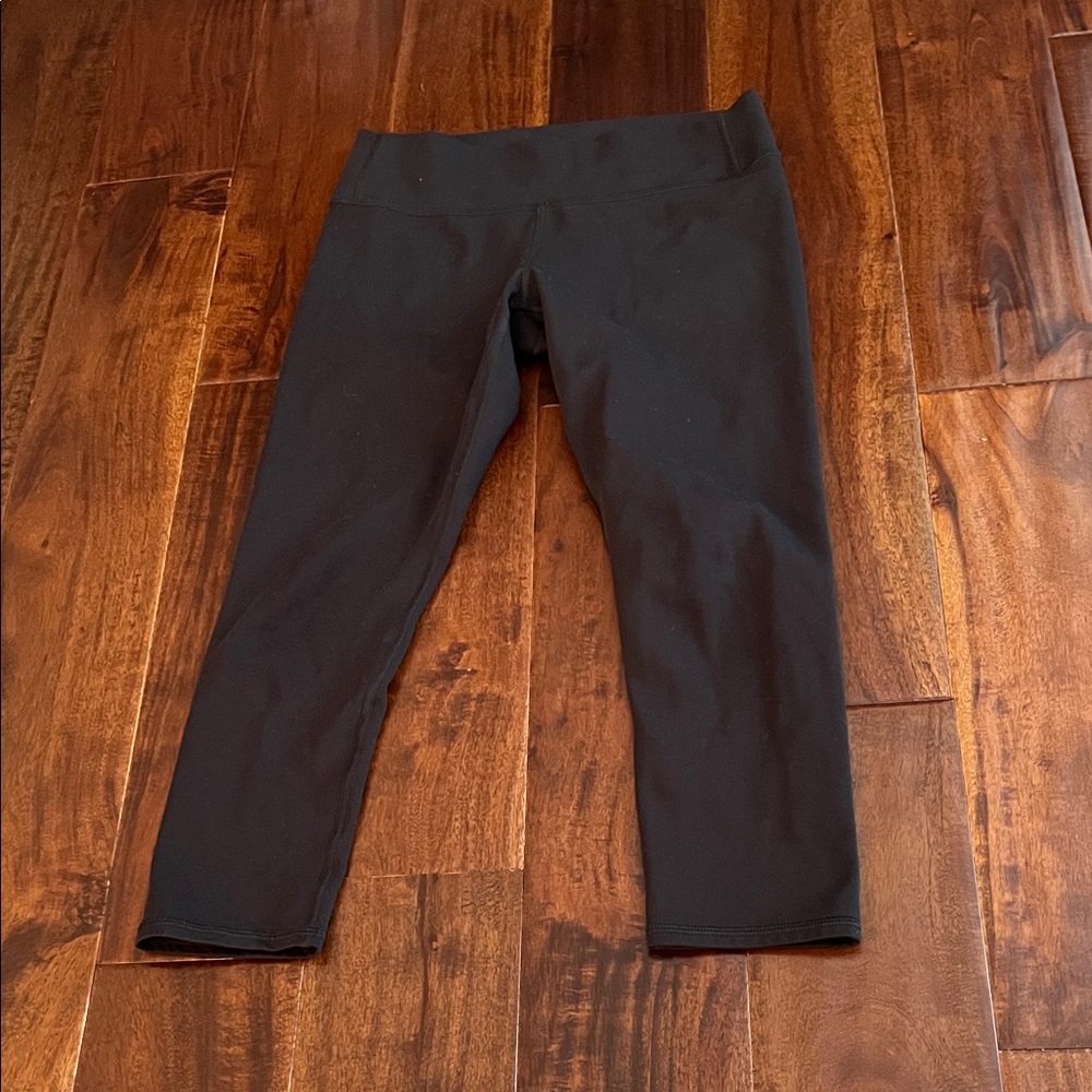 All in Motion Color Black Kids Size X-Large Carpi length Leggings